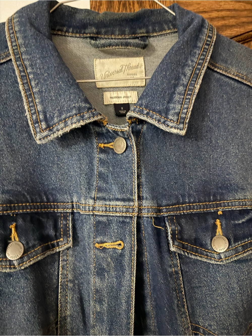 Universal Thread jeans jacket - Picture 2 of 4